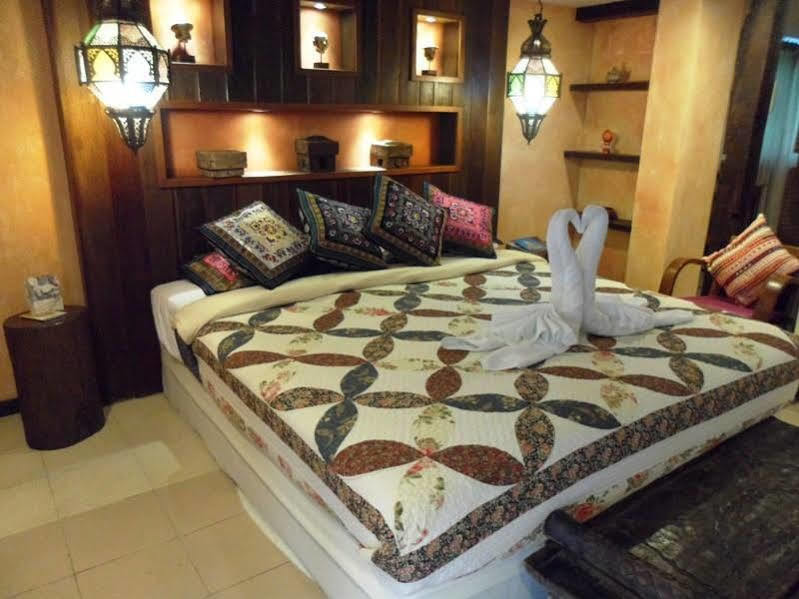 Amata Lanna Jangmuang Hotel Чиангмай Екстериор снимка