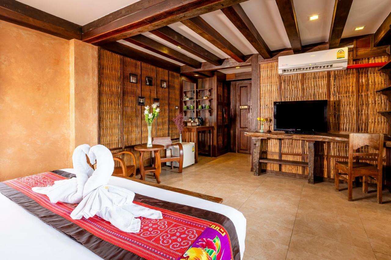 Amata Lanna Jangmuang Hotel Чиангмай Екстериор снимка