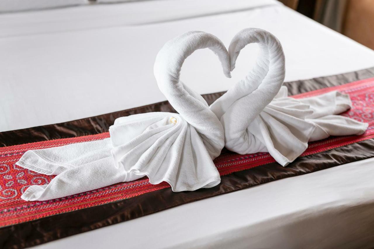 Amata Lanna Jangmuang Hotel Чиангмай Екстериор снимка