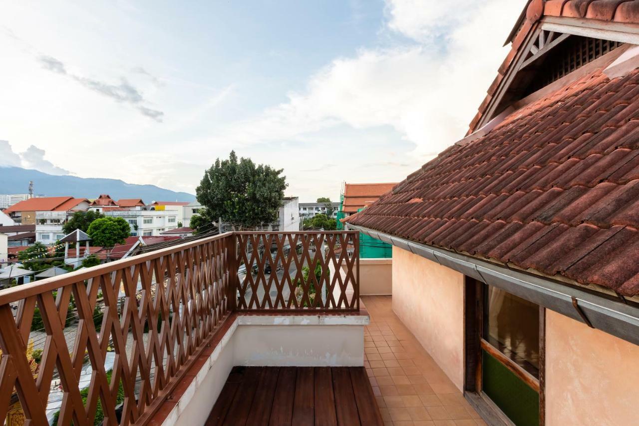 Amata Lanna Jangmuang Hotel Чиангмай Екстериор снимка